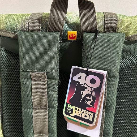 Authentic Herschel x Disney backpack NWT - Picture 5 of 10